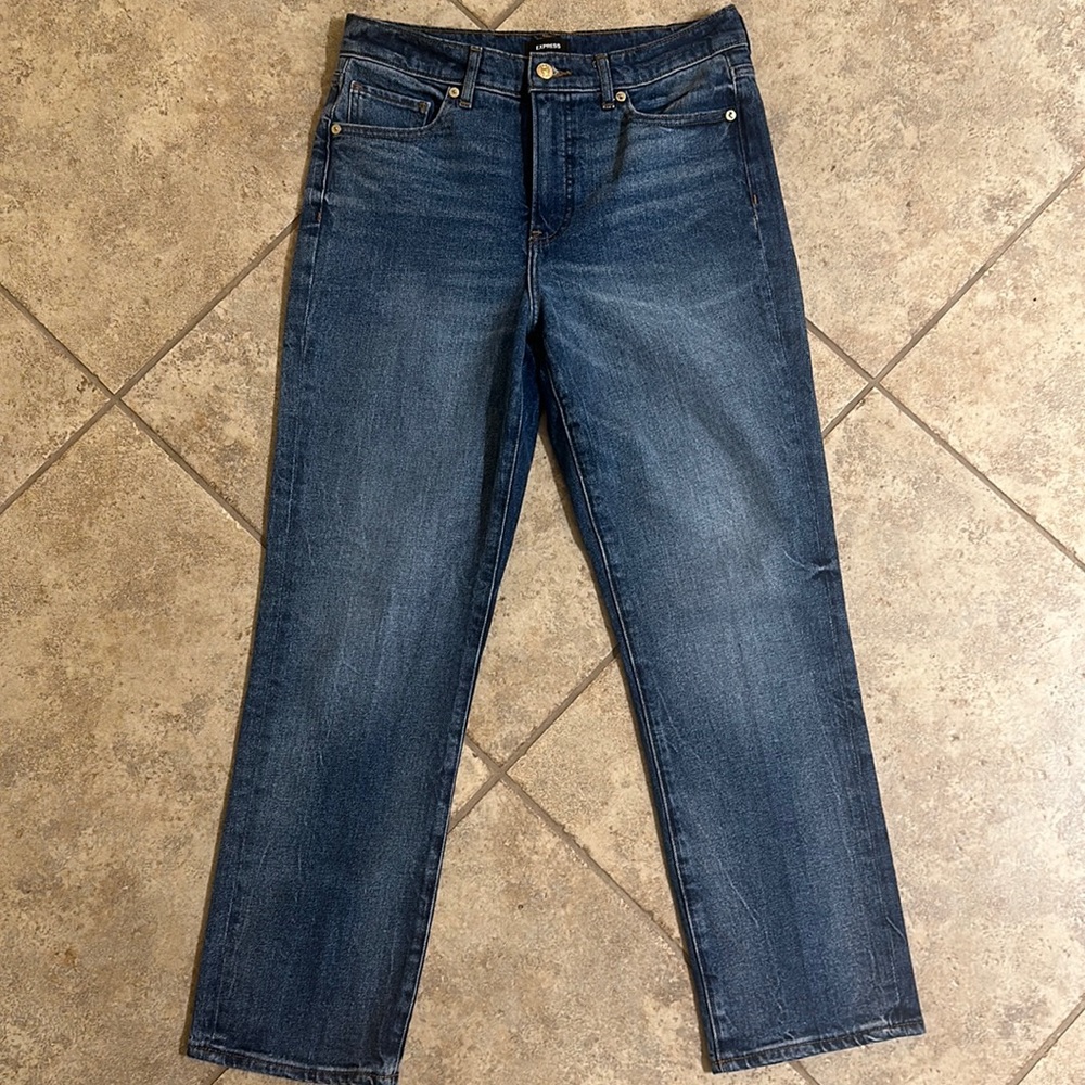 High Waisted Dark Wash Straight Ankle Jeans. Size 8/L - Brand new without tags.